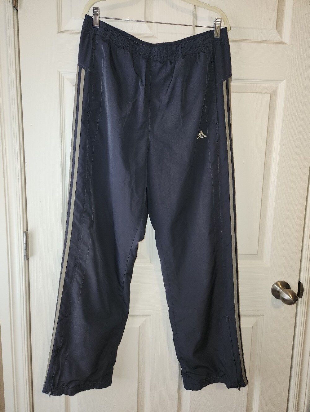 Adidas Men's Clima365 Sweatpants With Adjustable Zippers XL Charcoal & Gray - Picture 1 of 6